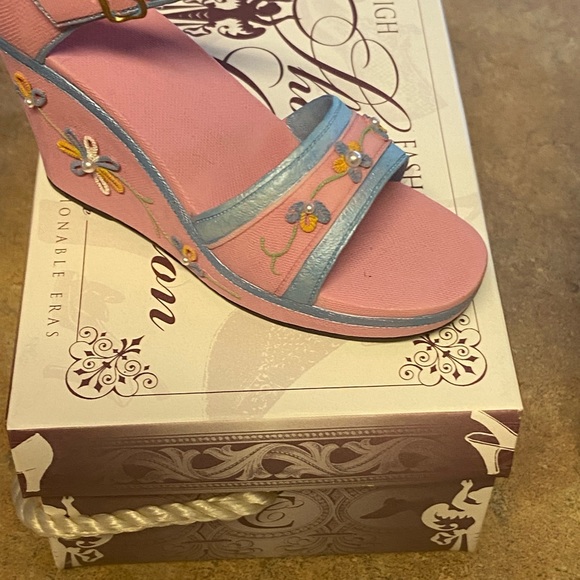 Miniature Hat, Purse, and Shoe “Felicity” with original Boxes - Picture 12 of 14